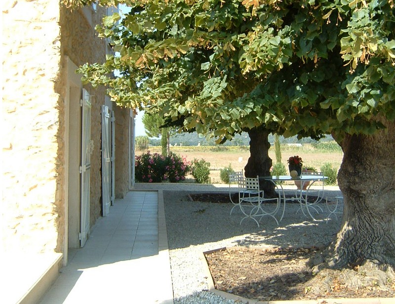 PRICE REDUCED – At the entrance of Greoux les Bains, 18th Century tastefull