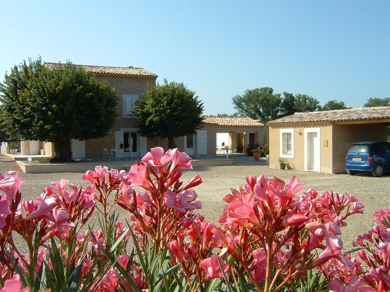 PRICE REDUCED – At the entrance of Greoux les Bains, 18th Century tastefull