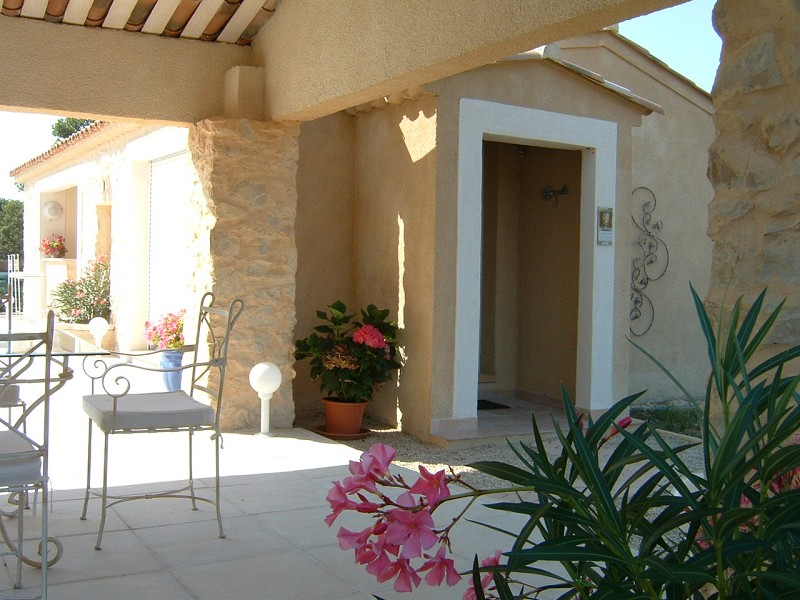 PRICE REDUCED – At the entrance of Greoux les Bains, 18th Century tastefull