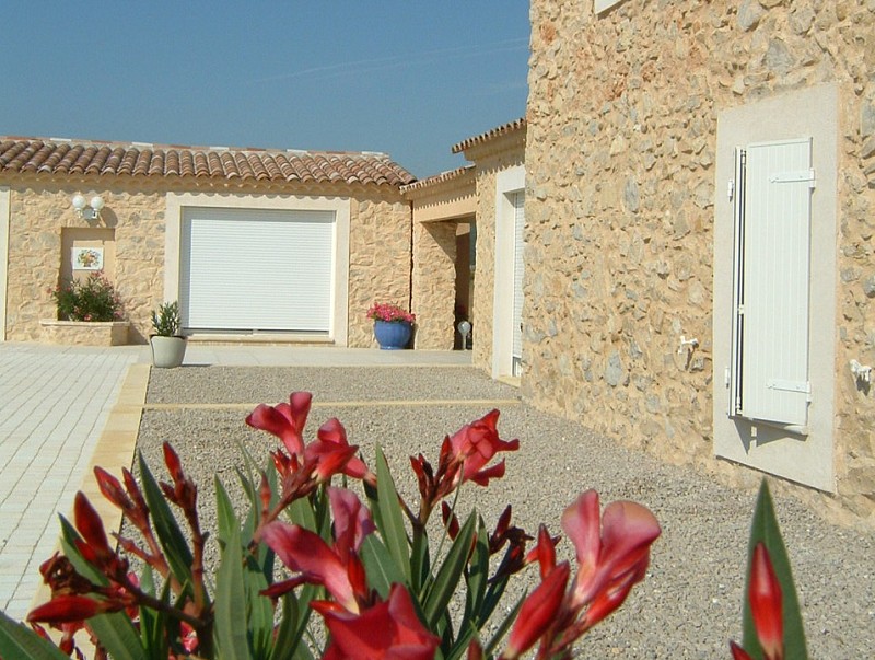 PRICE REDUCED – At the entrance of Greoux les Bains, 18th Century tastefull