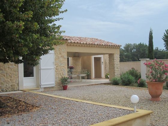 PRICE REDUCED – At the entrance of Greoux les Bains, 18th Century tastefull