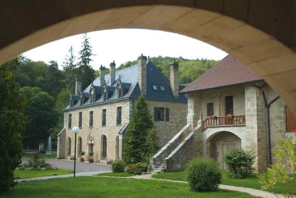Exceptional abbey palace in Burgundy which has been converted into a hotel