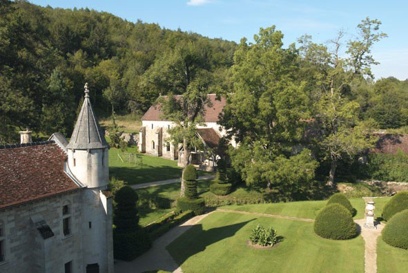 Exceptional abbey palace in Burgundy which has been converted into a hotel