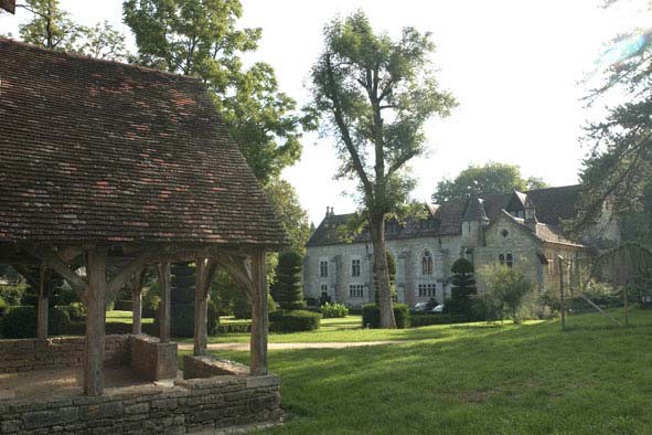 Exceptional abbey palace in Burgundy which has been converted into a hotel