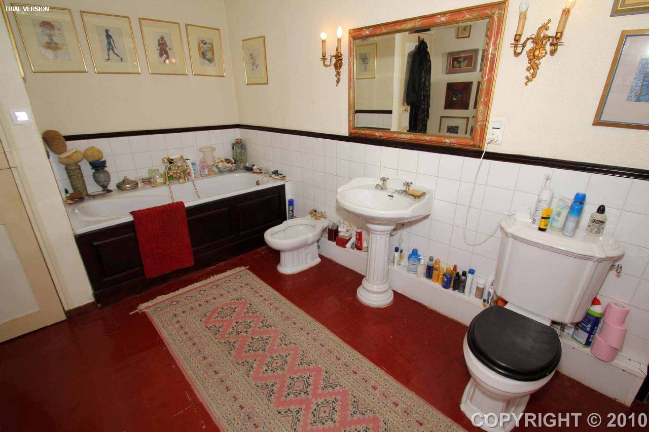 In the village of Aups is this exceptional and historical 18th century prop