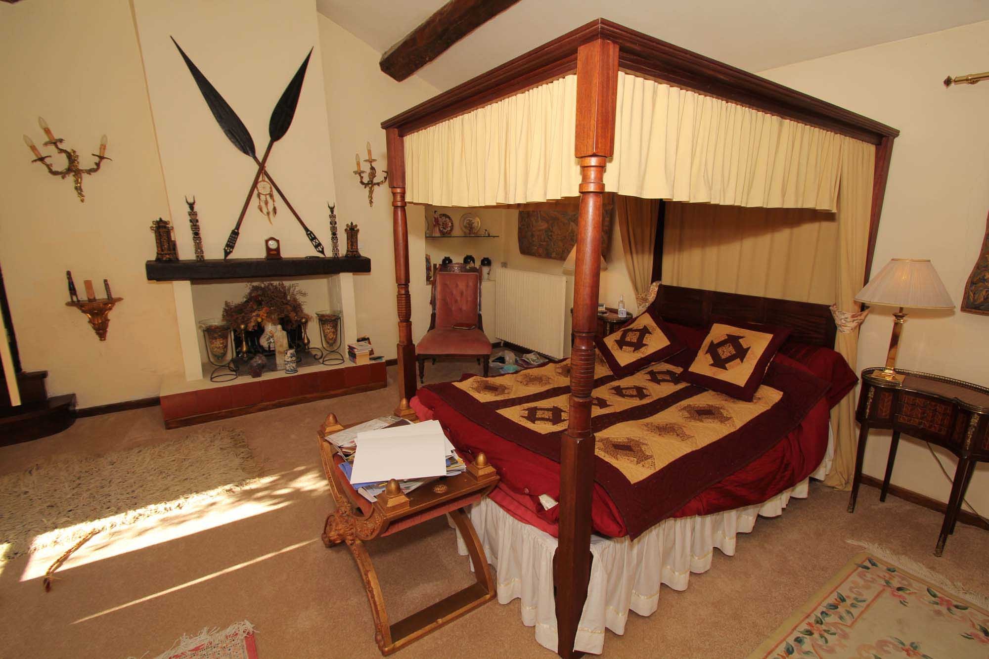 In the village of Aups is this exceptional and historical 18th century prop