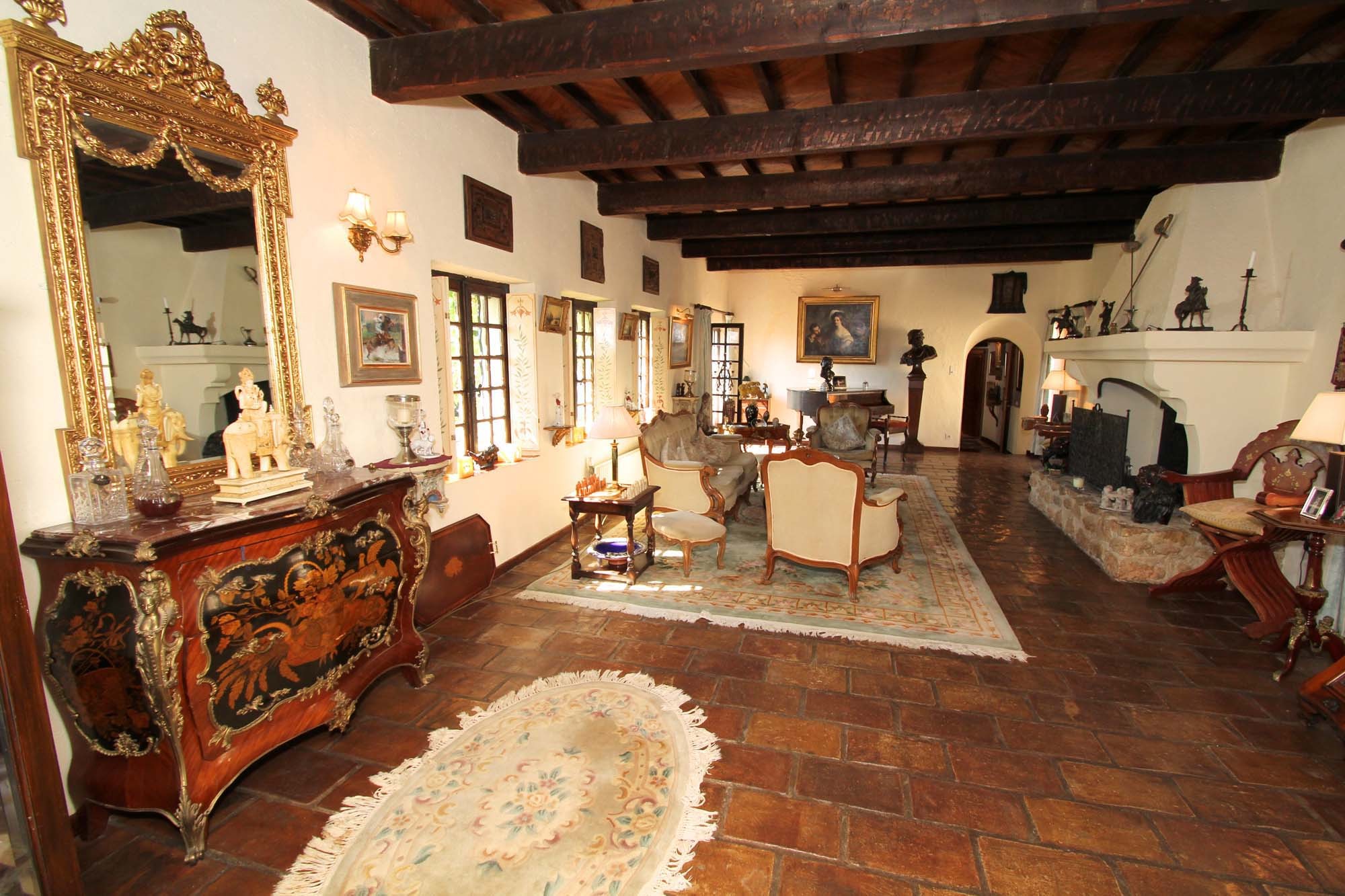 In the village of Aups is this exceptional and historical 18th century prop