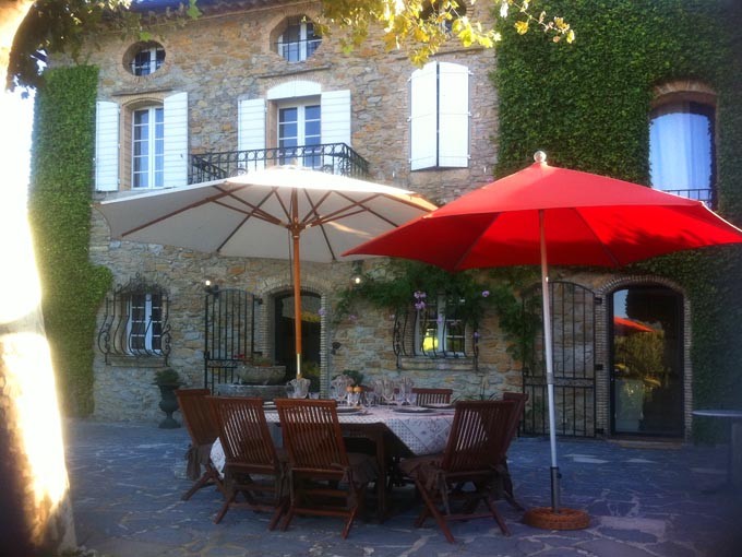 Steeped in history, this 17th Century Manor house is located close to the v