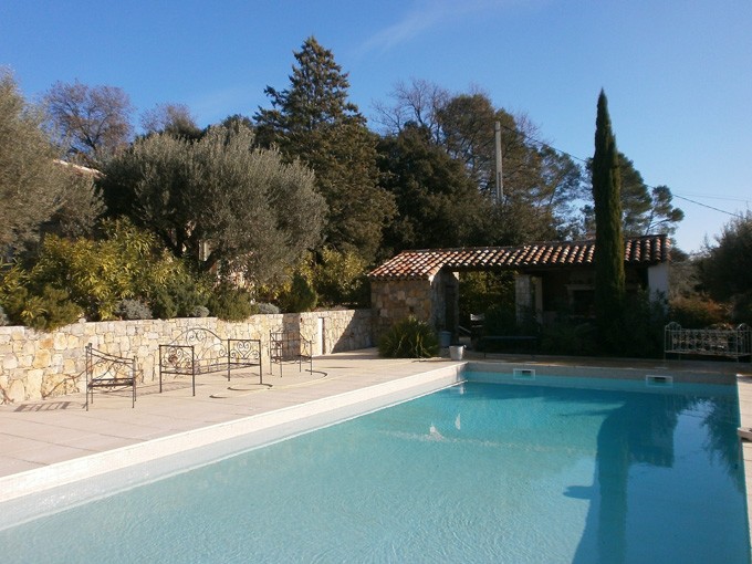 Charming Bastide property in the countryside close to Lorgues in the Var.2