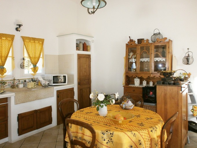 Charming Bastide property in the countryside close to Lorgues in the Var.2