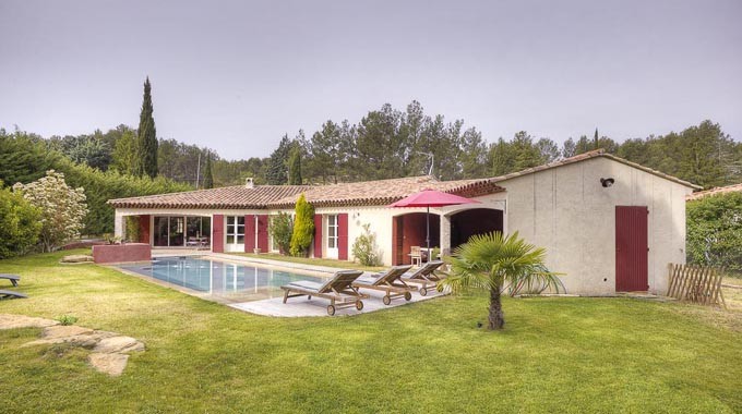 Provencal style villa in Cabries, a village south of Aix en Provence and co