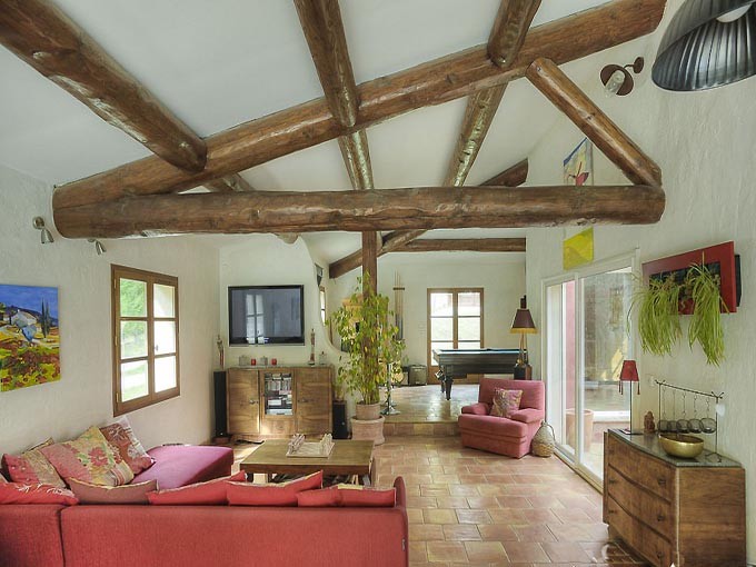 Provencal style villa in Cabries, a village south of Aix en Provence and co