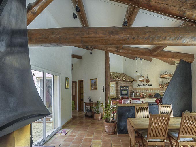 Provencal style villa in Cabries, a village south of Aix en Provence and co