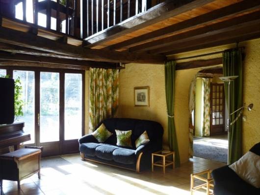 In the Mirepoix area, an attractive Mas dating back to the eighteenth centu