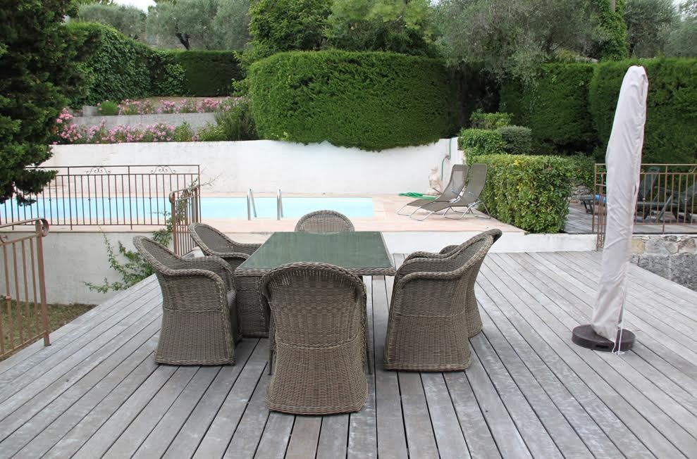 An impressive villa made of natural stone which consists of a unique proven