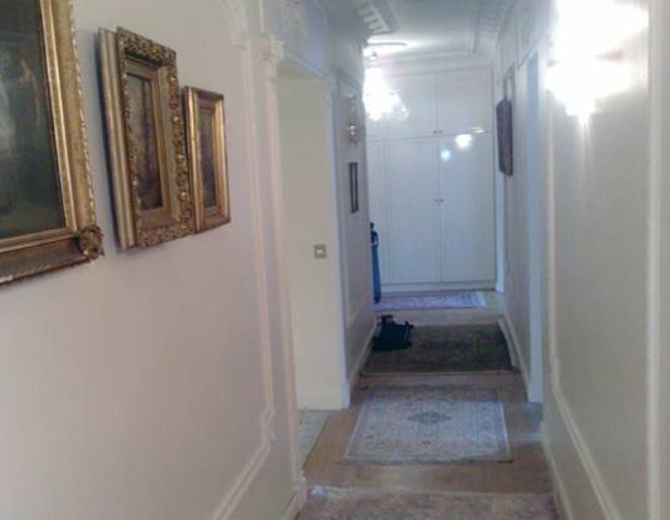 Rare opportunity to purchase a superb 2 bedroom apartment in an exclusive s