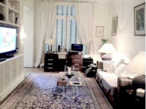 Bright and spacious apartment in a sought-after area of the 16th Arondissem