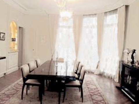 Bright and spacious apartment in a sought-after area of the 16th Arondissem