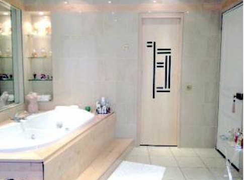 Bright and spacious apartment in a sought-after area of the 16th Arondissem