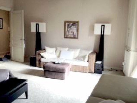 Bright and spacious apartment in a sought-after area of the 16th Arondissem