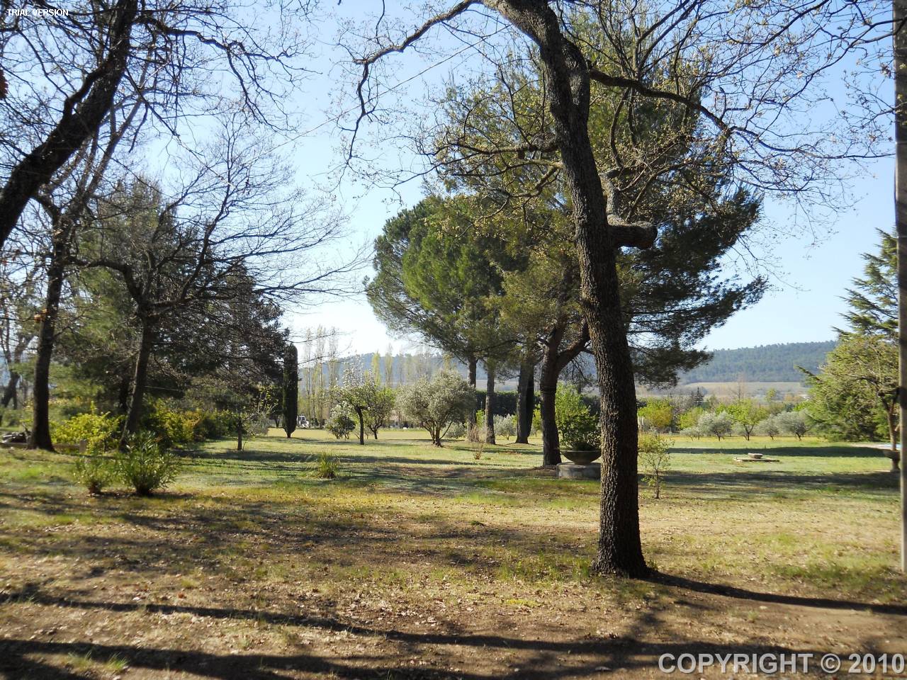 Beautiful Provencal villa in the southern Luberon area, just 5km from the f