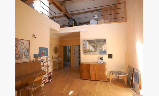 Pretty village house located in South Luberon, just 20 minutes away from Ai