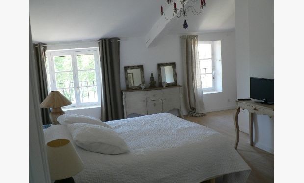 A substantial 18th century mansion house which has been newly and comprehen