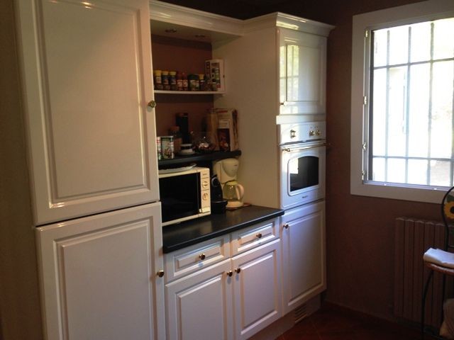 Delightful 3 bedroom villa with swimming pool close to Lourmarin in the Sou