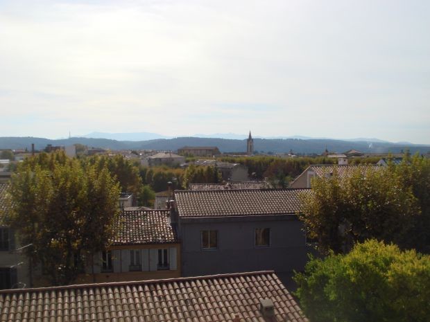 Quality T5 apartment with 136m2 of living space in a quiet location in the