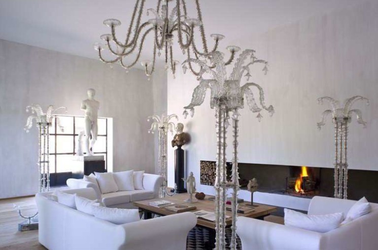 Beautiful historical estate with vineyard, located close to Carcassonne, wi