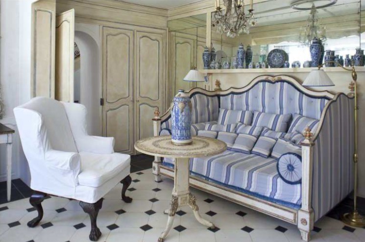 Beautiful historical estate with vineyard, located close to Carcassonne, wi