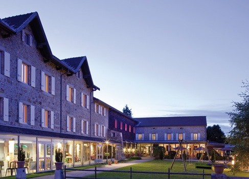 Attractive and beautifully situated 29 bedroom hotel in the pretty village