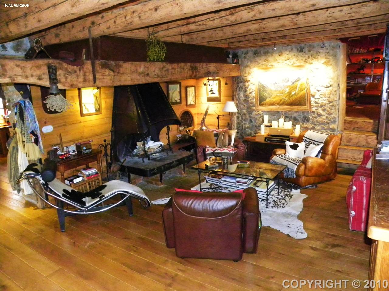 Lovely 17th Century village house in excellent condition situated in a priv