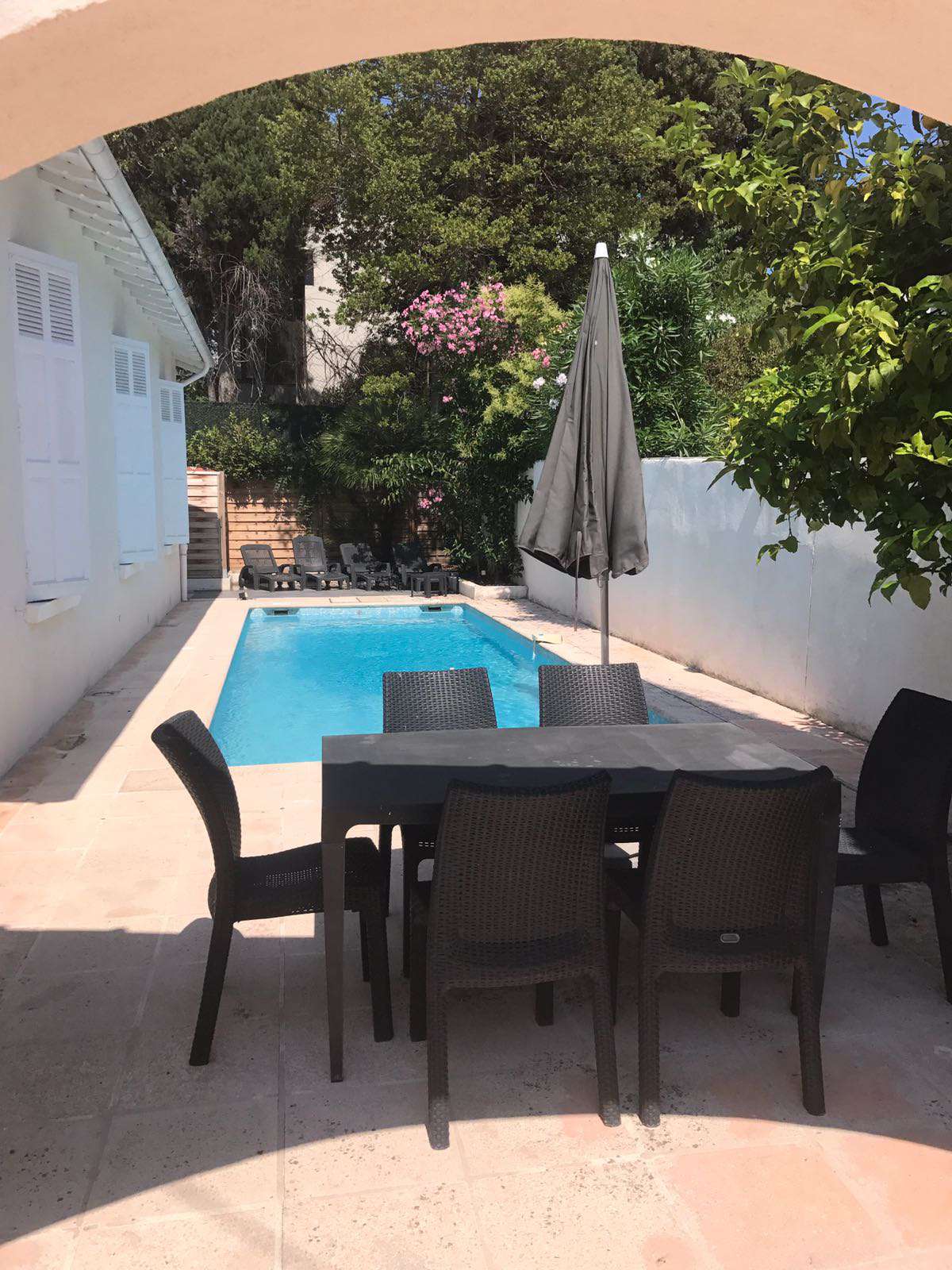PRICE REDUCED – A very well situated 3 bedroom villa with pool in a private