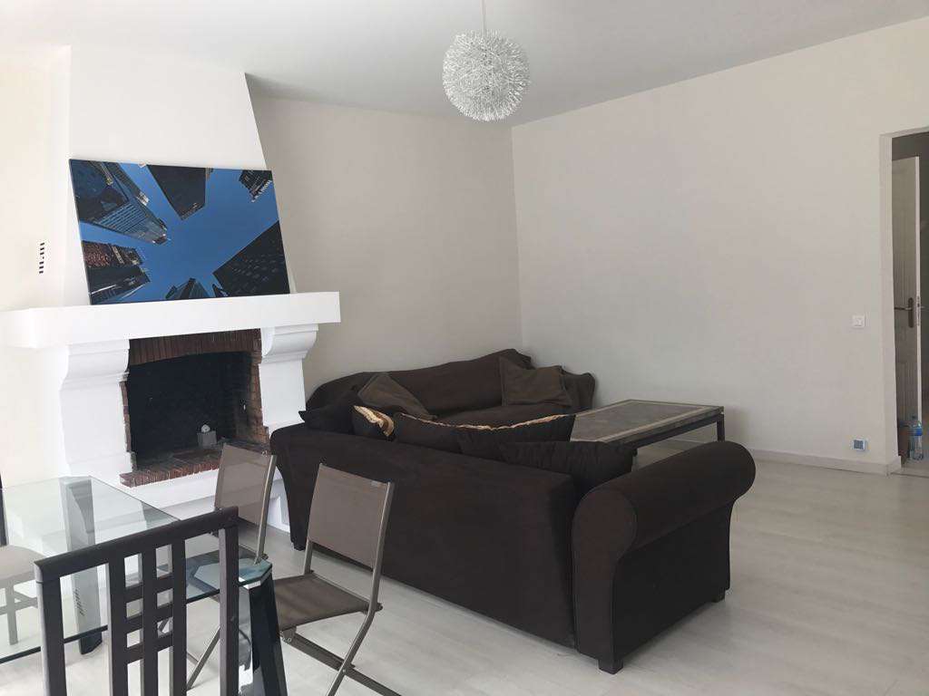 PRICE REDUCED – A very well situated 3 bedroom villa with pool in a private