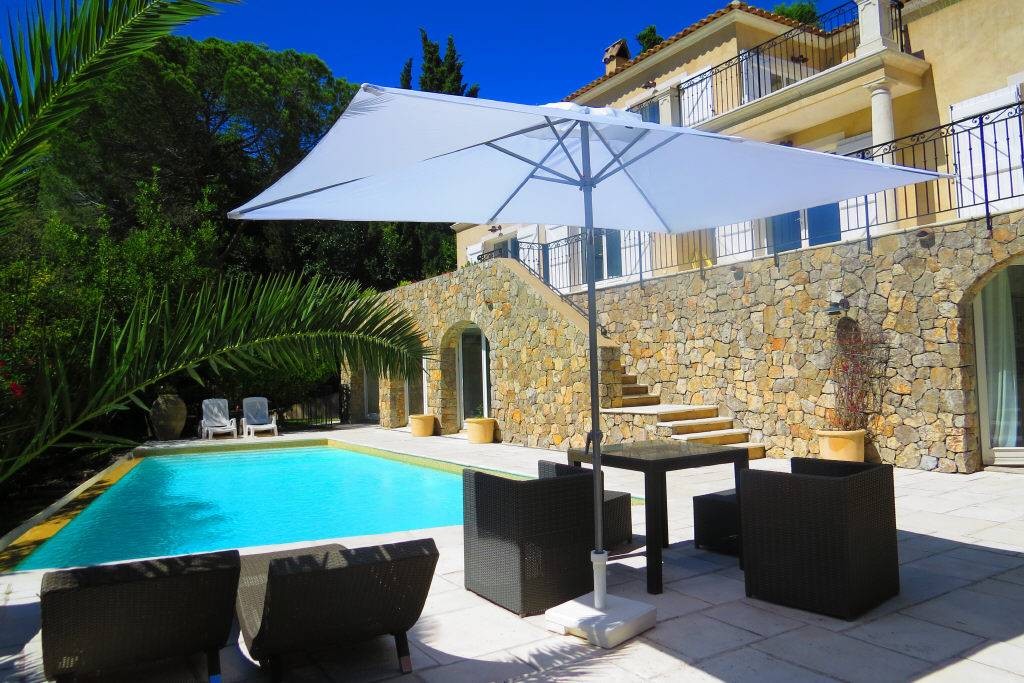 Spacious and modern newly built villa, situated within a quiet and peaceful