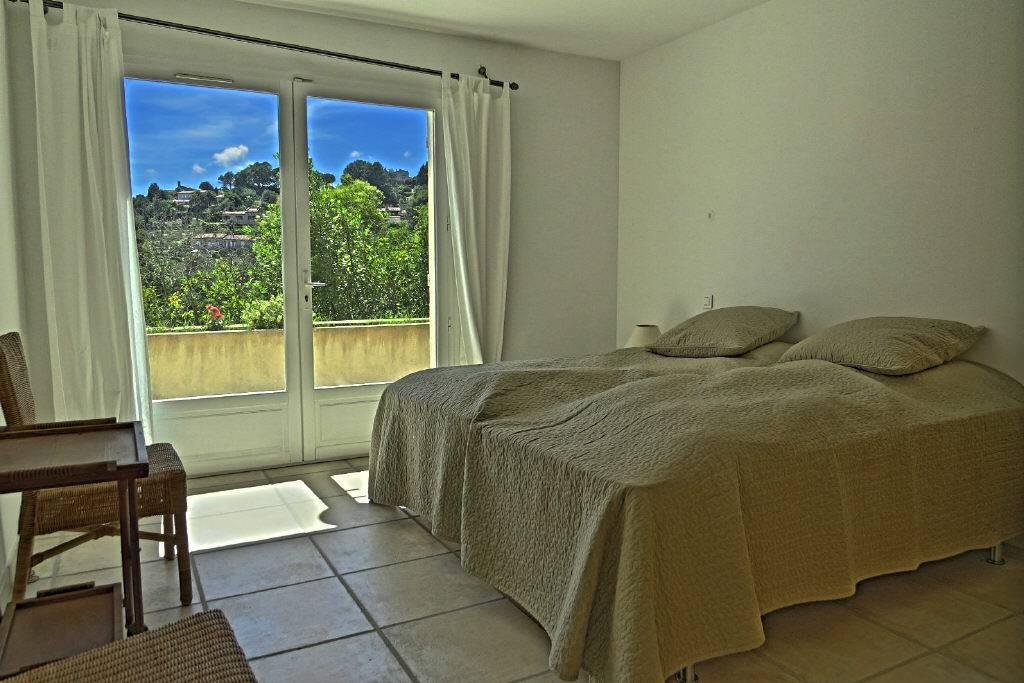 Spacious and modern newly built villa, situated within a quiet and peaceful