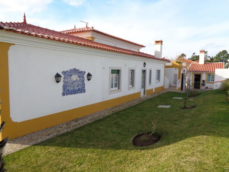 4 bedroom Villa for sale with sea view in Nadadouro, Central Portugal