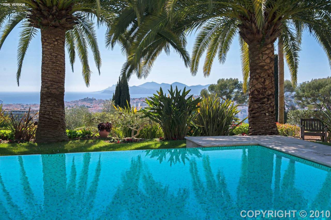 Superb luxury property situated in a sought-after residential district of L