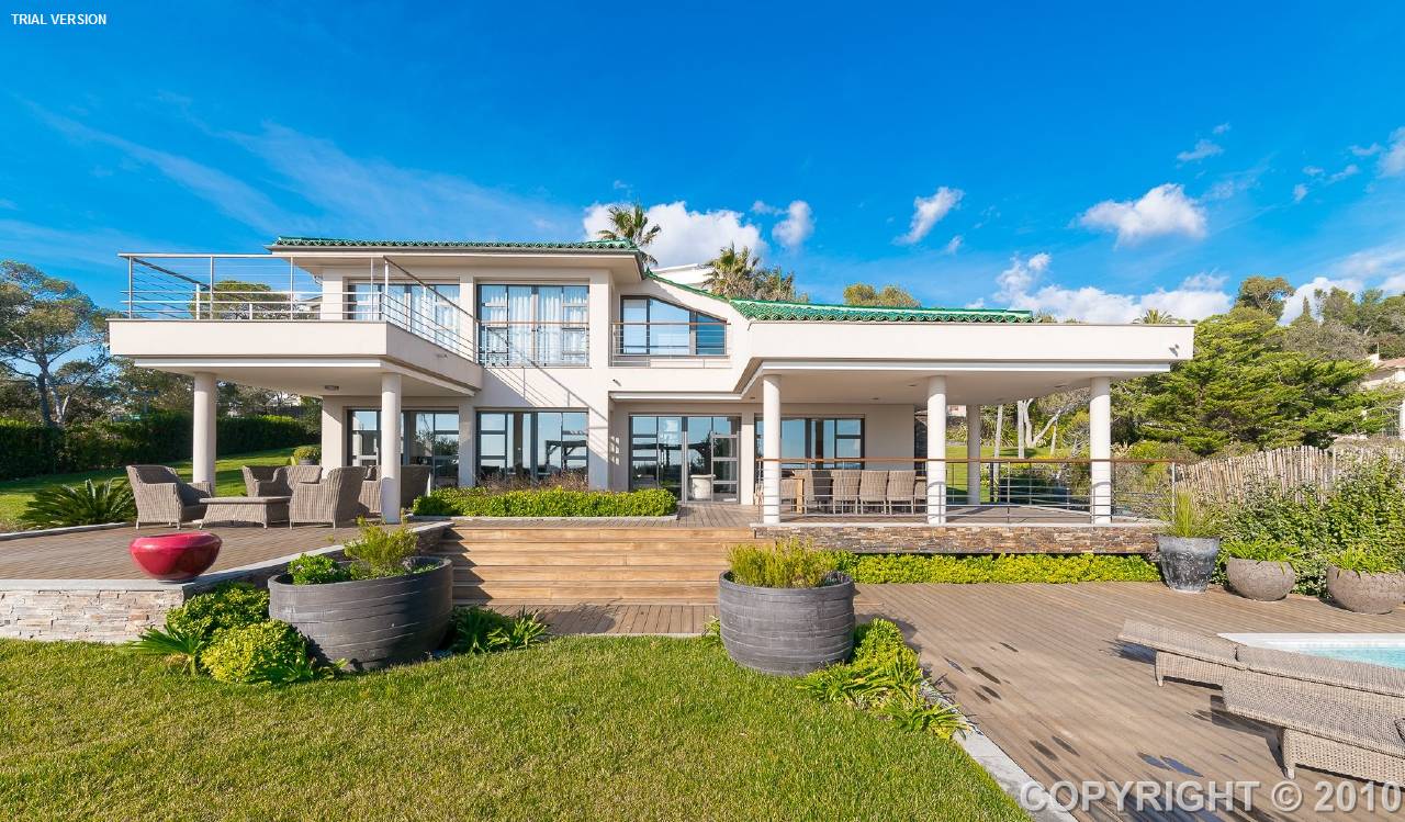 Luxurious 4 bedroom waterfront villa with a separate studio apartment, set