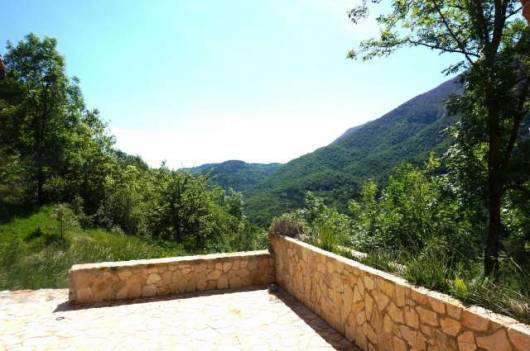 Newly renovated Catalan stone farmhouse with 6 bedrooms and 6 bathrooms in