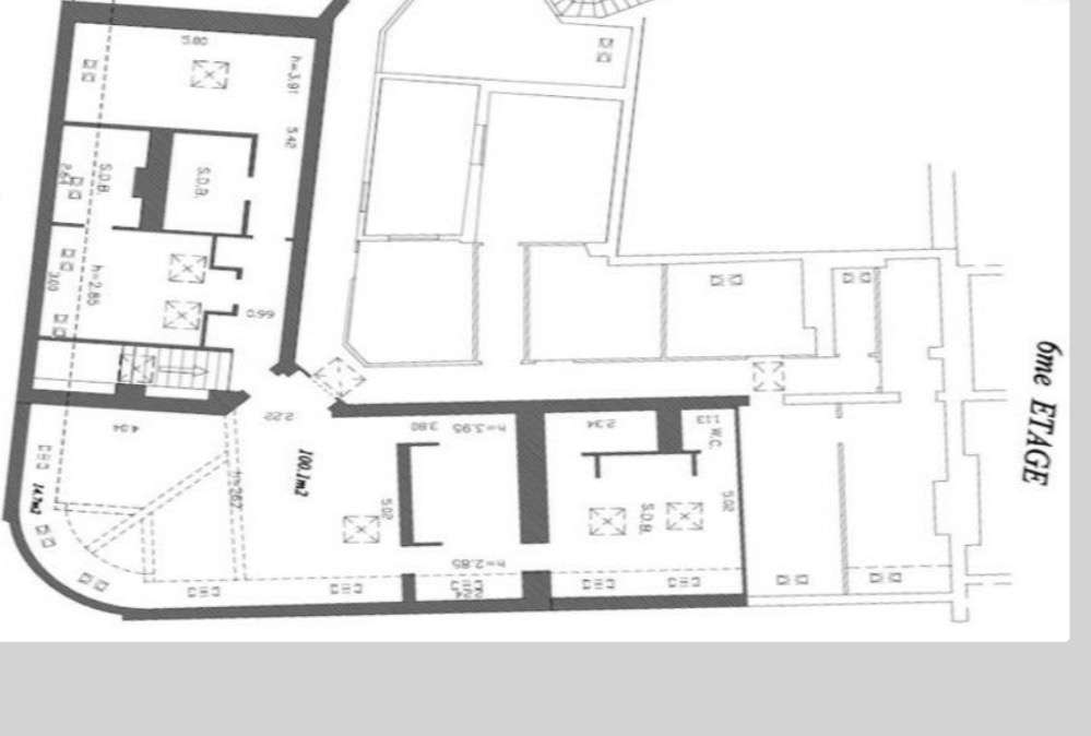 Outstanding corner Haussman apartment in a prestigious and central location