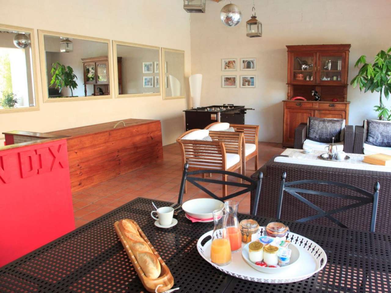 Superbly and completely renovated 7 bedroom stone built house with a total