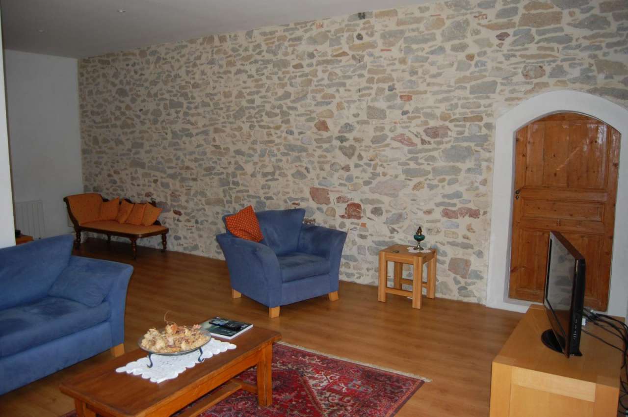 Pretty stone village property with a swimming pool and garden in the Minerv