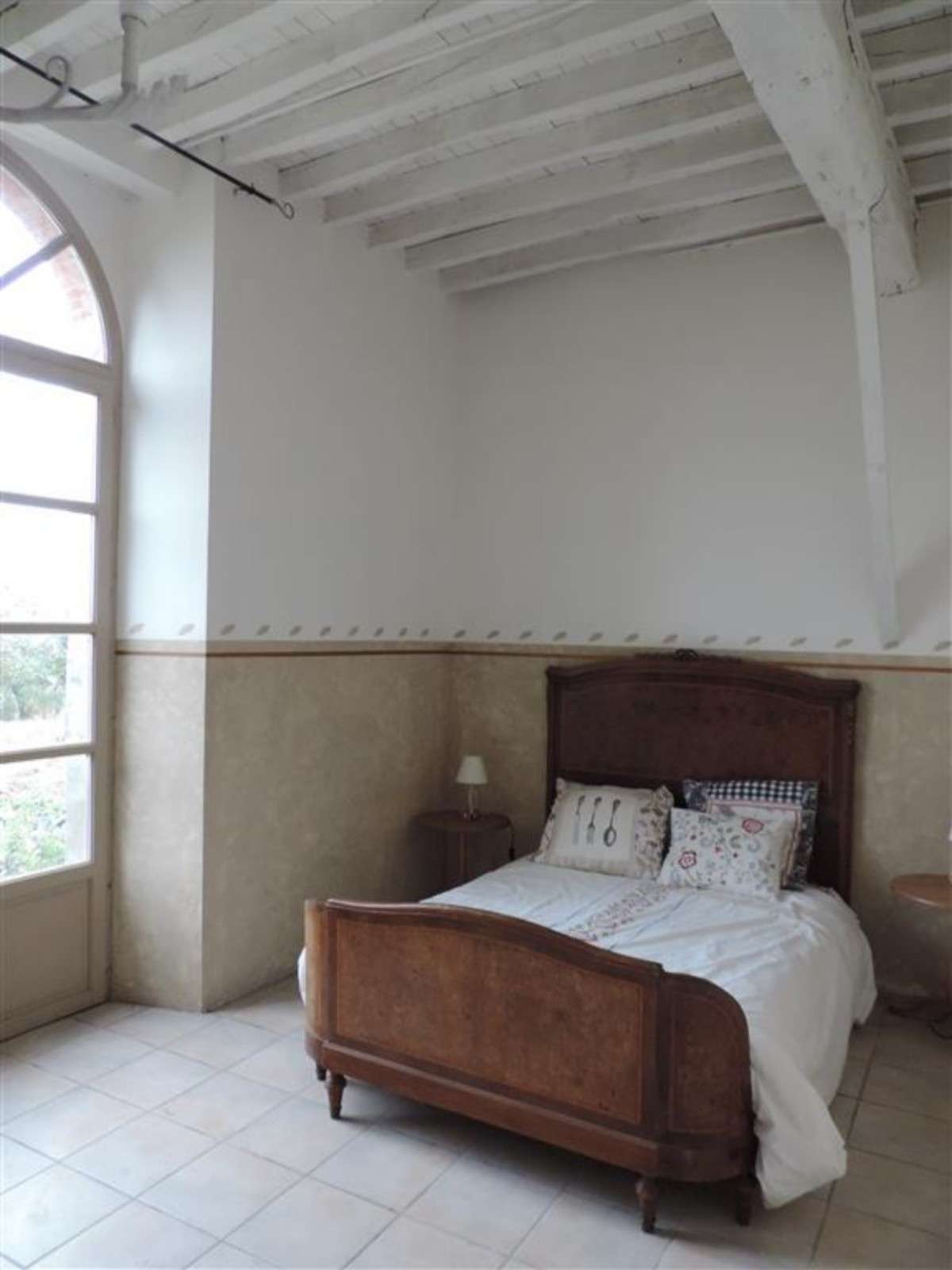 Charming stone built farmhouse located in Saverdun, set within a large coun