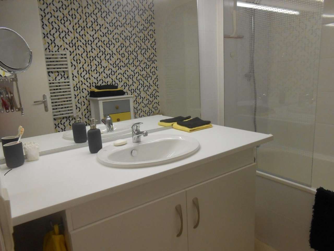 Charming renovated stone property in the heart of the village, close to sho