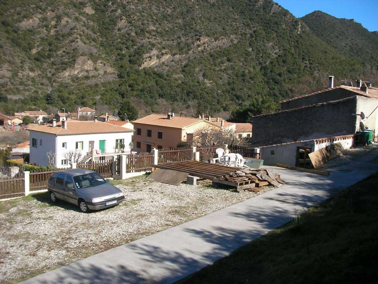 Beautifully renovated and in excellent condition throughout, spacious home