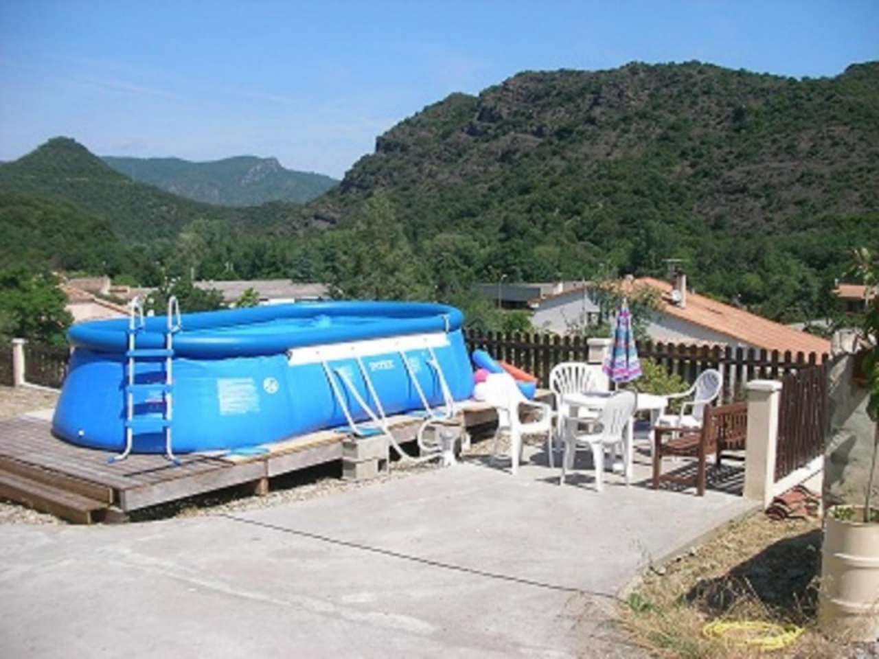 Beautifully renovated and in excellent condition throughout, spacious home