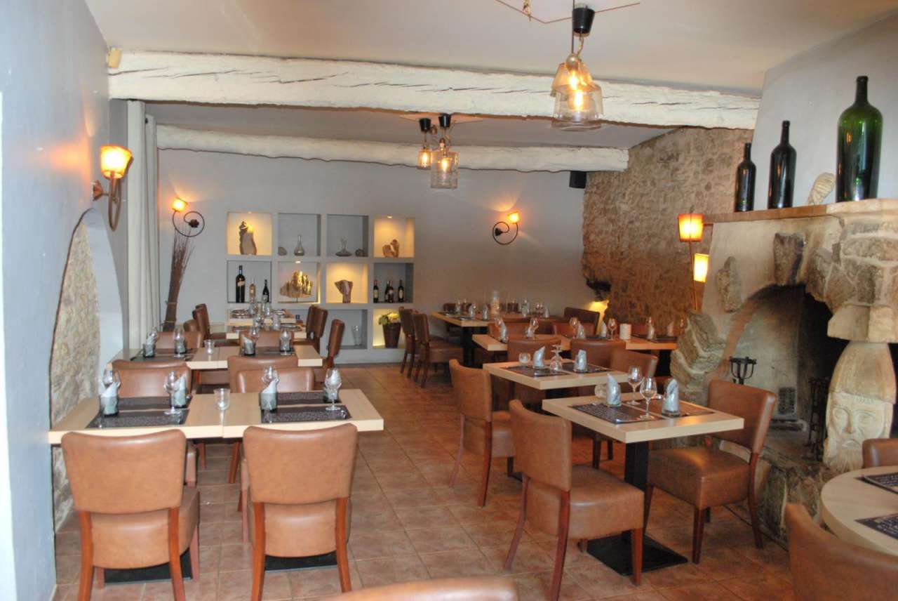 This delightful village house is at present being run as a restaurant, howe