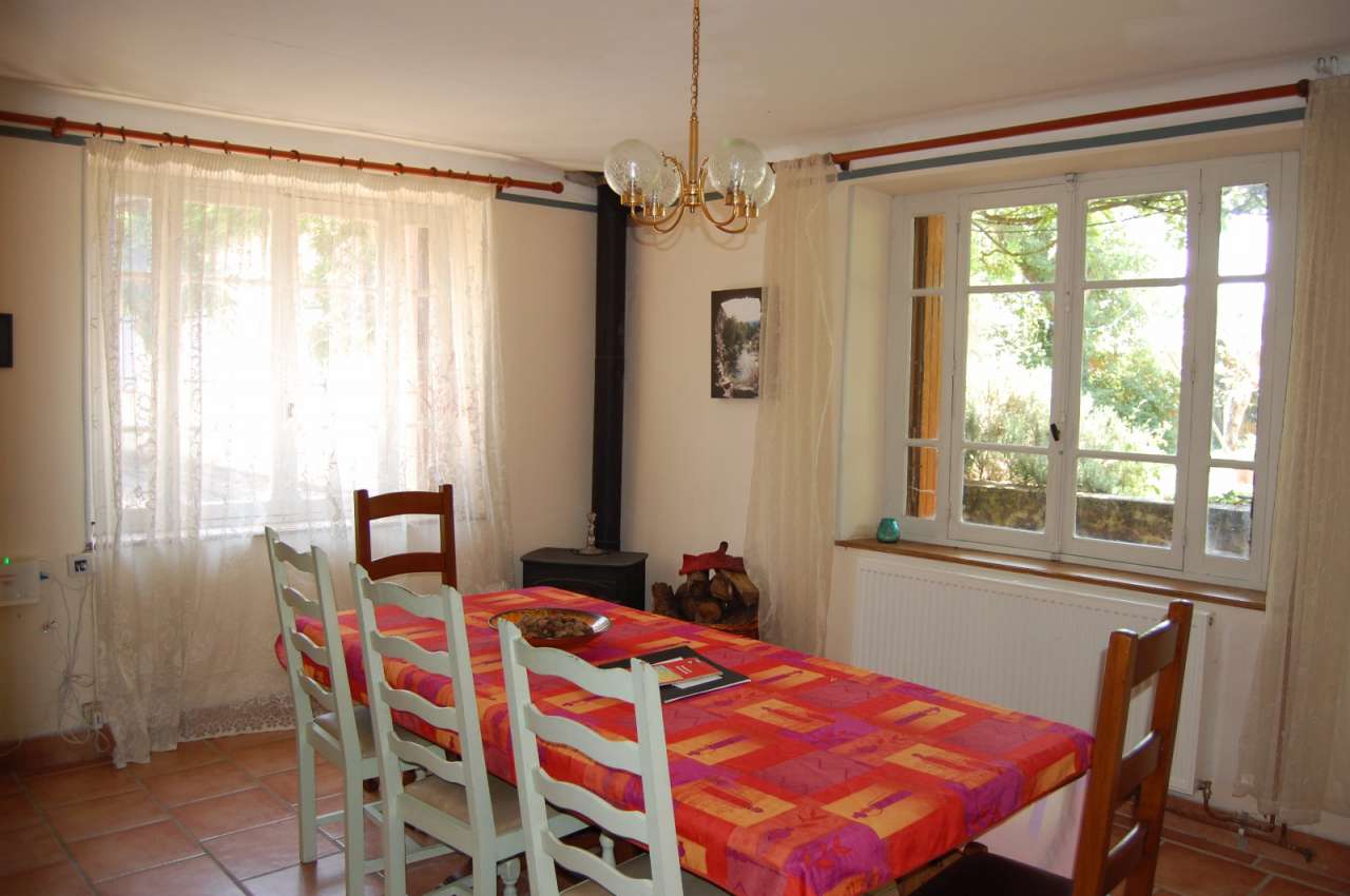 A light, spacious and versatile property which is actually 2 houses, each w